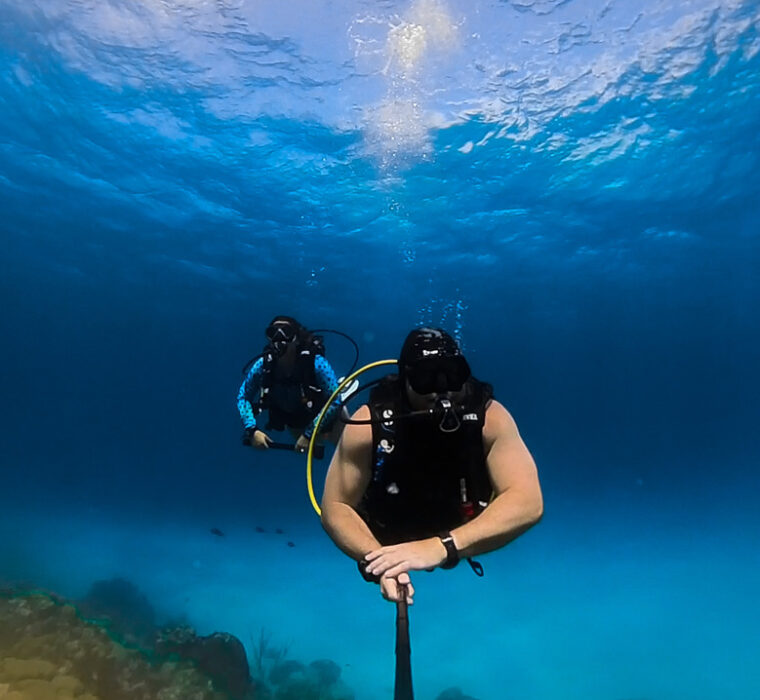 1061DEA0-8876-428D-B5BC-7A90F8A41BAB_1_105_c