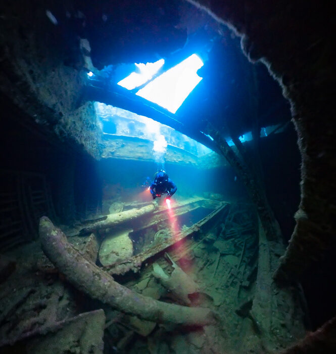 661AF013-EB53-43CF-A205-A0FE6A17819A_1_105_c