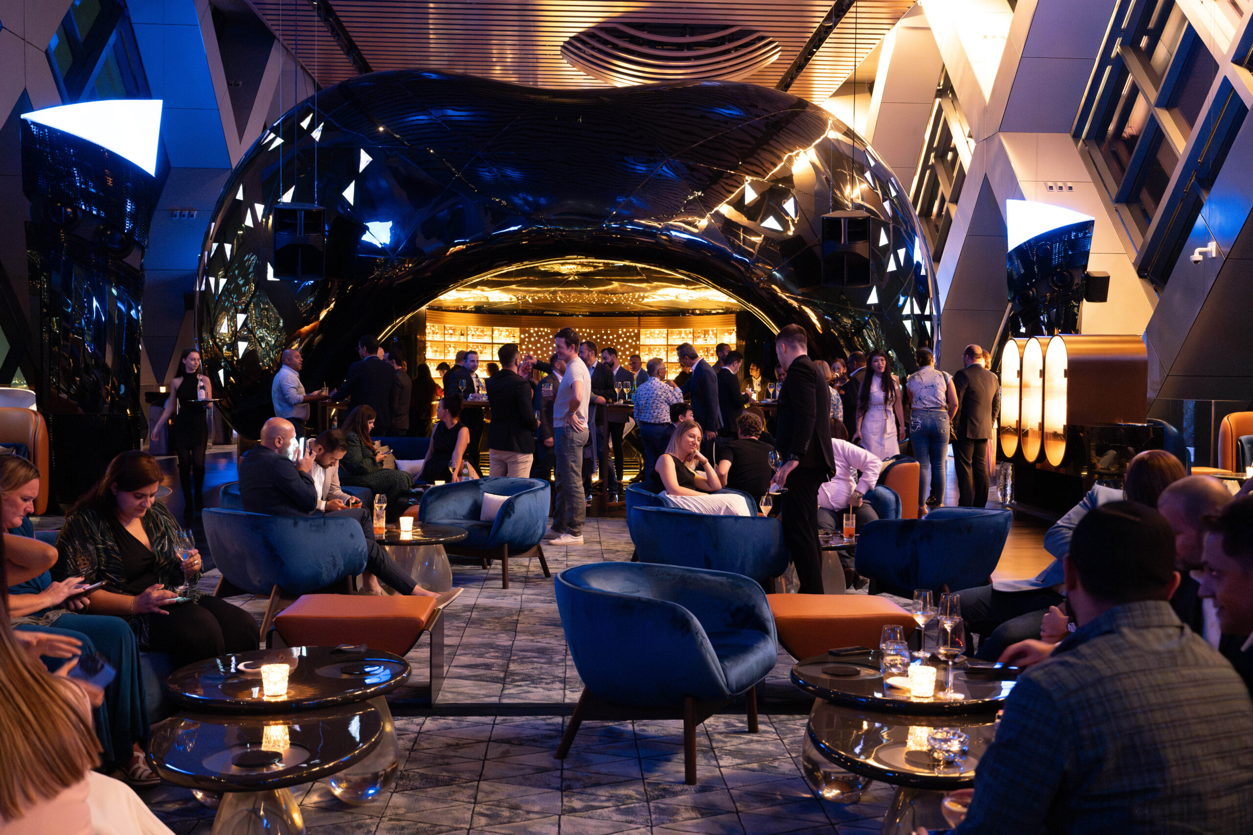 (OOOZ_SALES_Sphere)DSC03414-Enhanced-NR